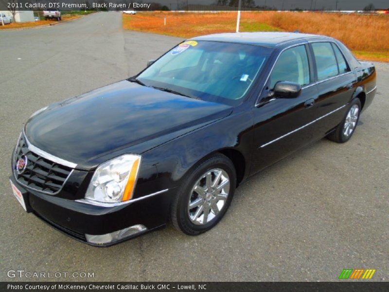 Front 3/4 View of 2011 DTS Premium