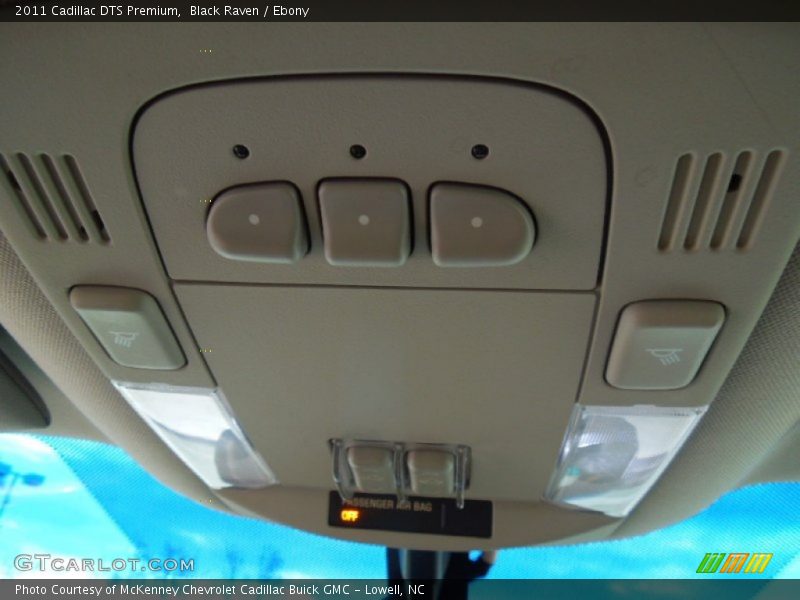 Controls of 2011 DTS Premium