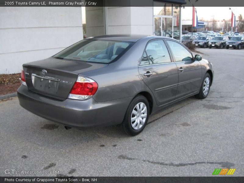 Phantom Gray Pearl / Gray 2005 Toyota Camry LE
