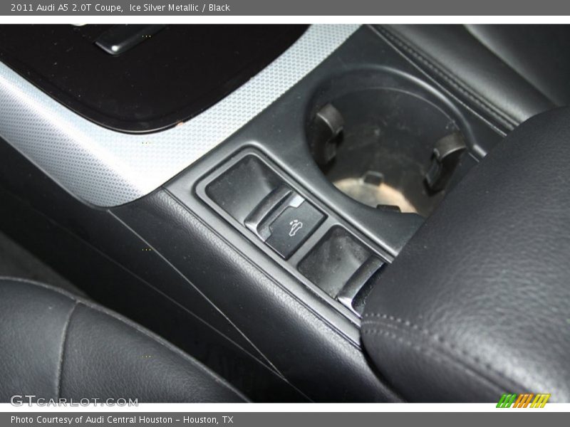 Ice Silver Metallic / Black 2011 Audi A5 2.0T Coupe