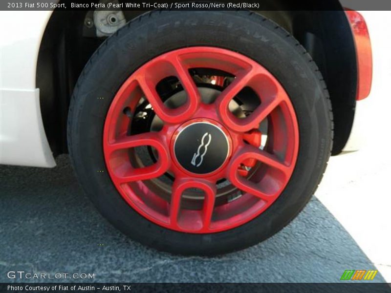 Bianco Perla (Pearl White Tri-Coat) / Sport Rosso/Nero (Red/Black) 2013 Fiat 500 Sport