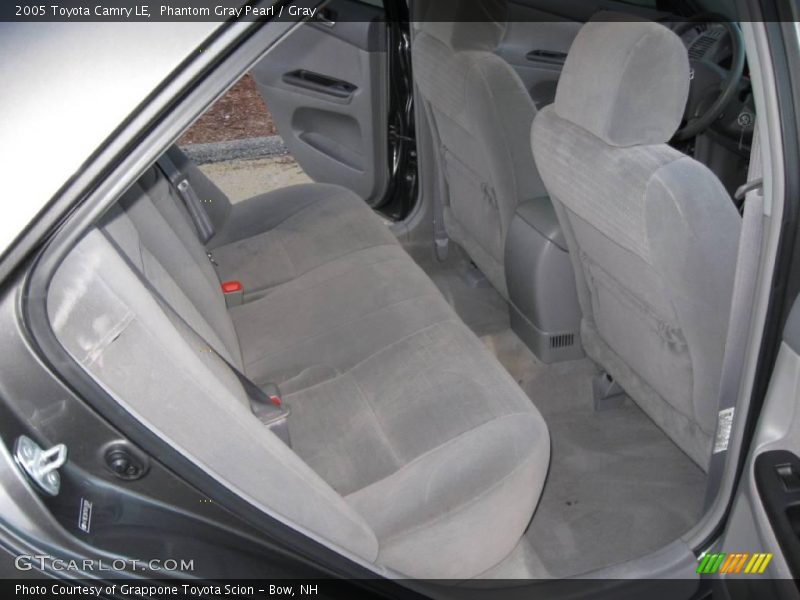 Phantom Gray Pearl / Gray 2005 Toyota Camry LE