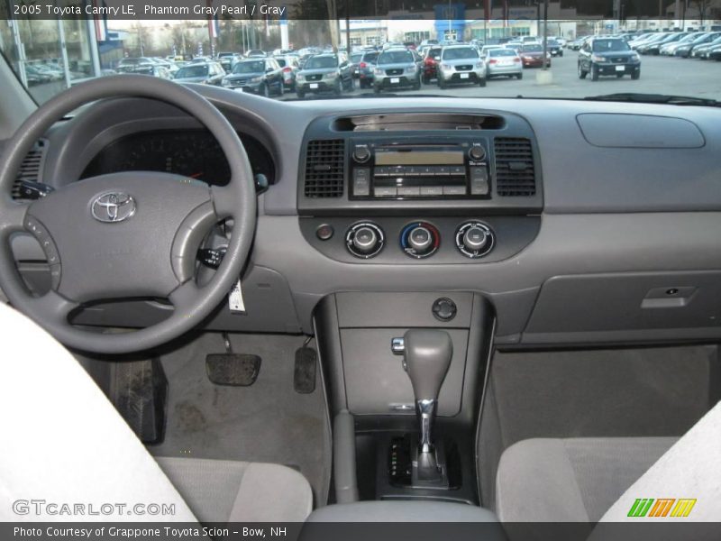 Phantom Gray Pearl / Gray 2005 Toyota Camry LE
