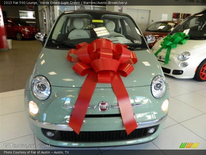 Verde Chiaro (Light Green) / Marrone/Avorio (Brown/Ivory) 2013 Fiat 500 Lounge