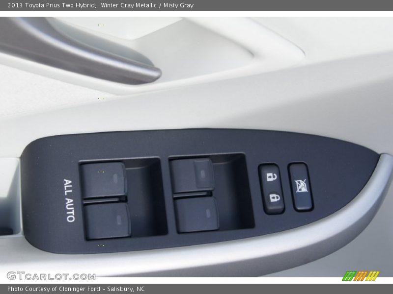 Winter Gray Metallic / Misty Gray 2013 Toyota Prius Two Hybrid