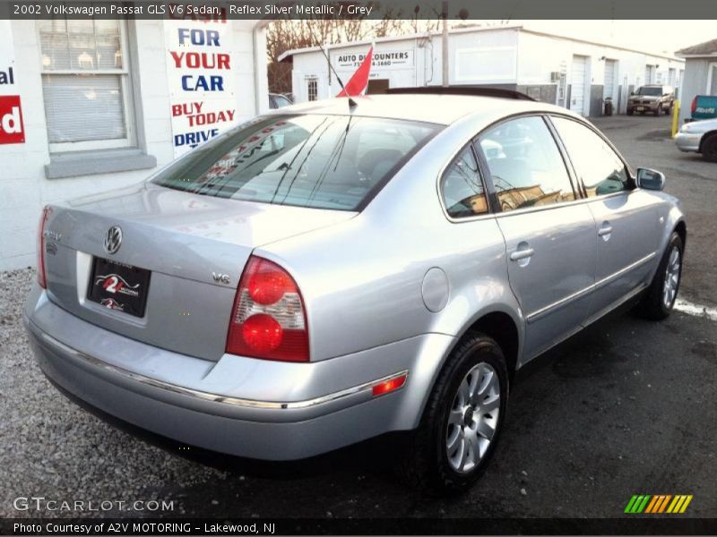 Reflex Silver Metallic / Grey 2002 Volkswagen Passat GLS V6 Sedan