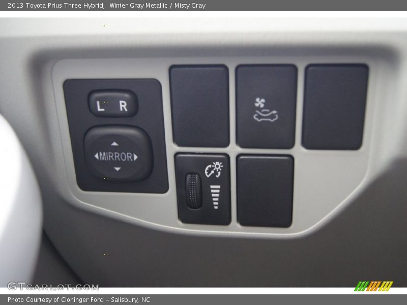 Winter Gray Metallic / Misty Gray 2013 Toyota Prius Three Hybrid