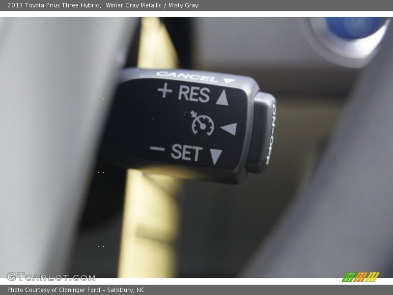 Winter Gray Metallic / Misty Gray 2013 Toyota Prius Three Hybrid