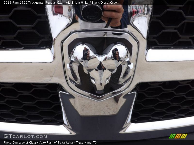 Bright White / Black/Diesel Gray 2013 Ram 1500 Tradesman Regular Cab 4x4