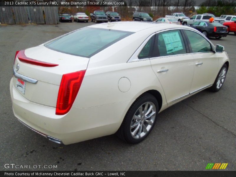 White Diamond Tricoat / Shale/Cocoa 2013 Cadillac XTS Luxury FWD