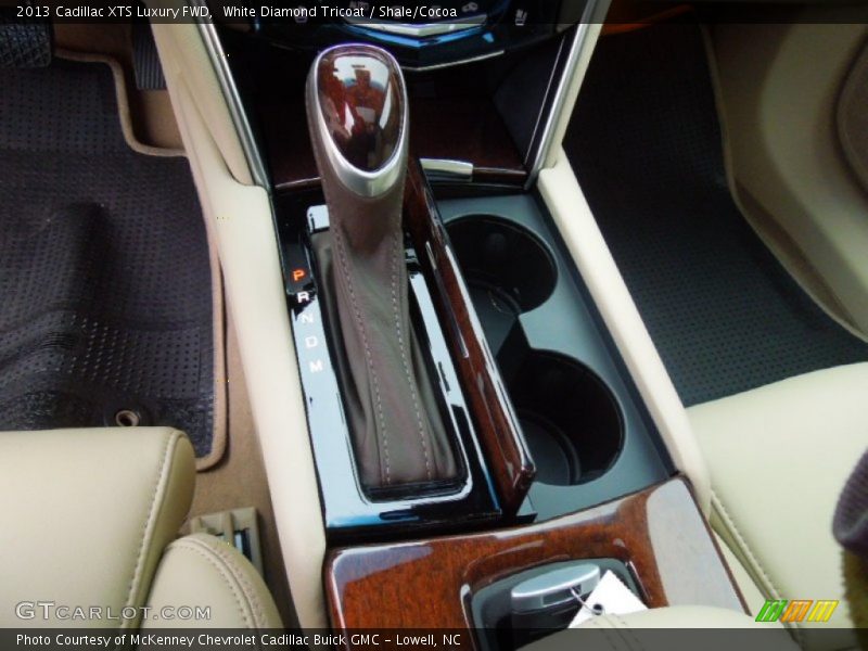  2013 XTS Luxury FWD 6 Speed Automatic Shifter