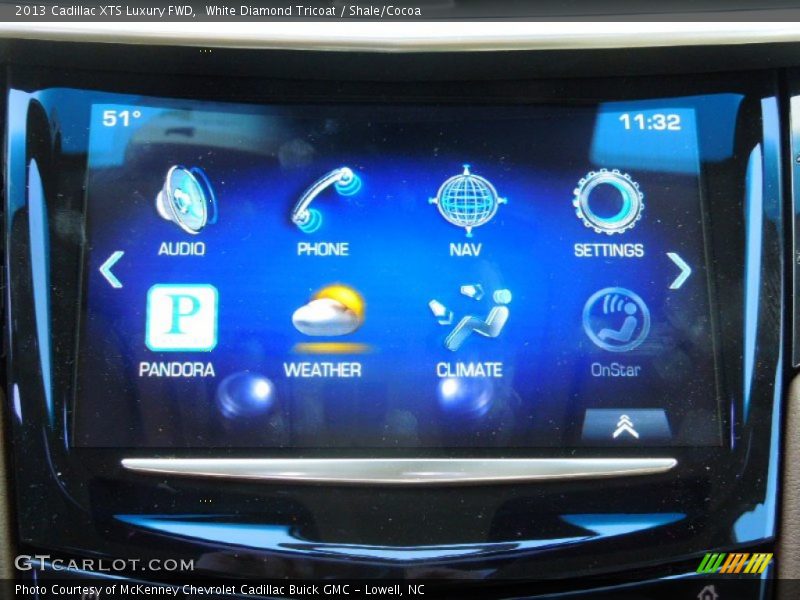 White Diamond Tricoat / Shale/Cocoa 2013 Cadillac XTS Luxury FWD