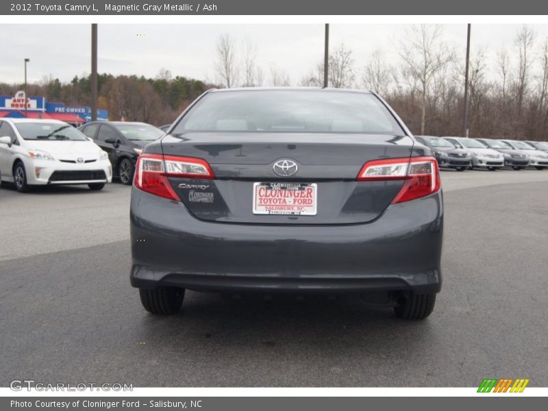 Magnetic Gray Metallic / Ash 2012 Toyota Camry L