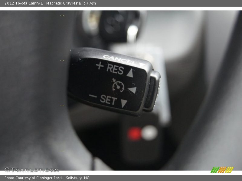 Magnetic Gray Metallic / Ash 2012 Toyota Camry L