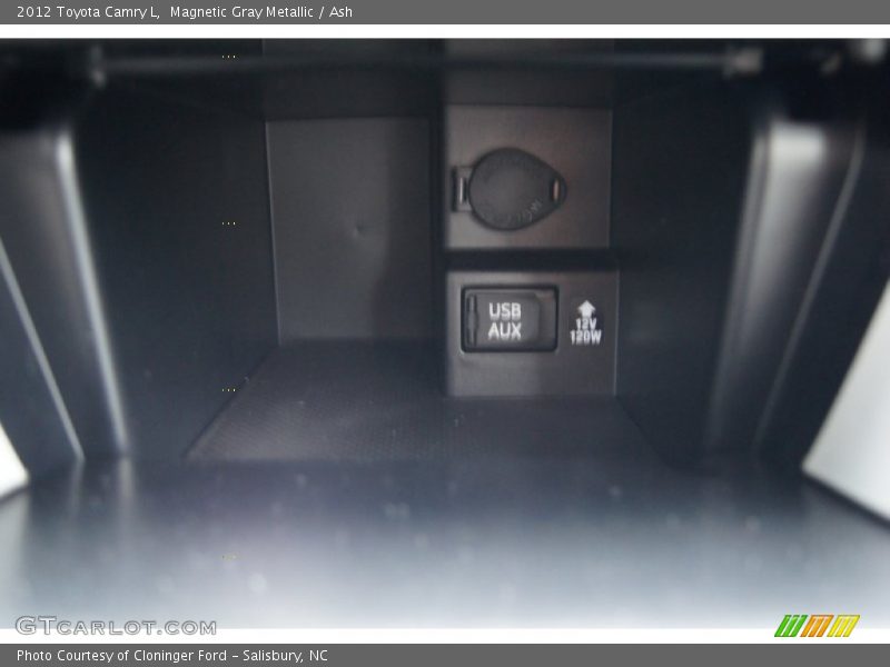 Magnetic Gray Metallic / Ash 2012 Toyota Camry L