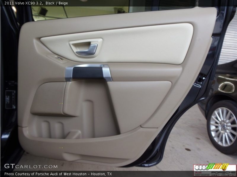 Black / Beige 2011 Volvo XC90 3.2