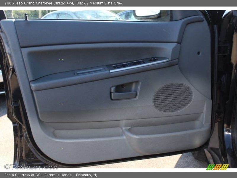 Black / Medium Slate Gray 2006 Jeep Grand Cherokee Laredo 4x4