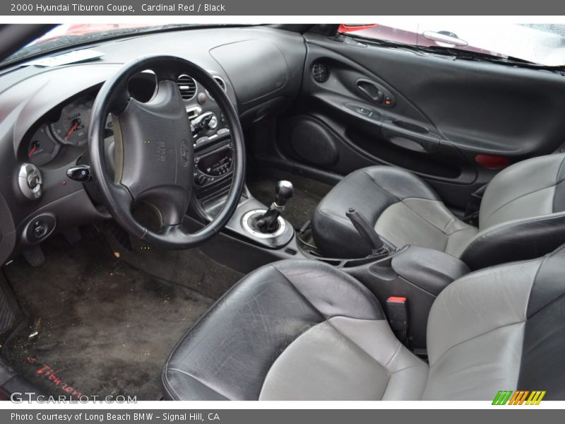  2000 Tiburon Coupe Black Interior