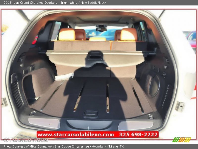 Bright White / New Saddle/Black 2013 Jeep Grand Cherokee Overland