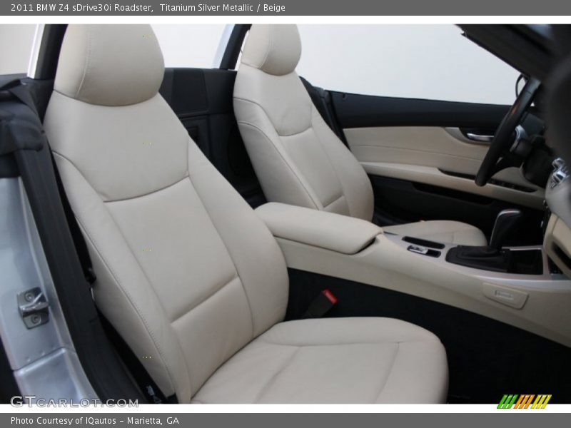 Front Seat of 2011 Z4 sDrive30i Roadster