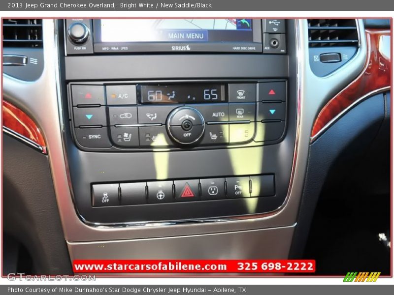 Bright White / New Saddle/Black 2013 Jeep Grand Cherokee Overland
