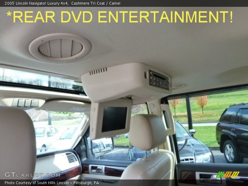 Cashmere Tri Coat / Camel 2005 Lincoln Navigator Luxury 4x4