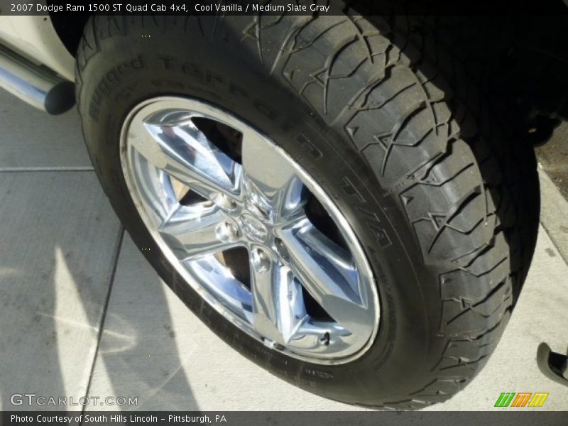 Cool Vanilla / Medium Slate Gray 2007 Dodge Ram 1500 ST Quad Cab 4x4