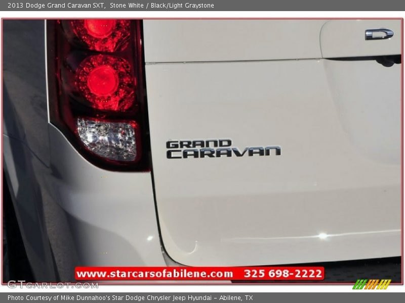 Stone White / Black/Light Graystone 2013 Dodge Grand Caravan SXT