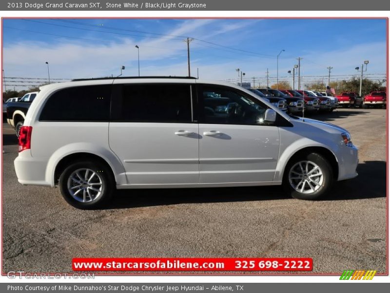 Stone White / Black/Light Graystone 2013 Dodge Grand Caravan SXT