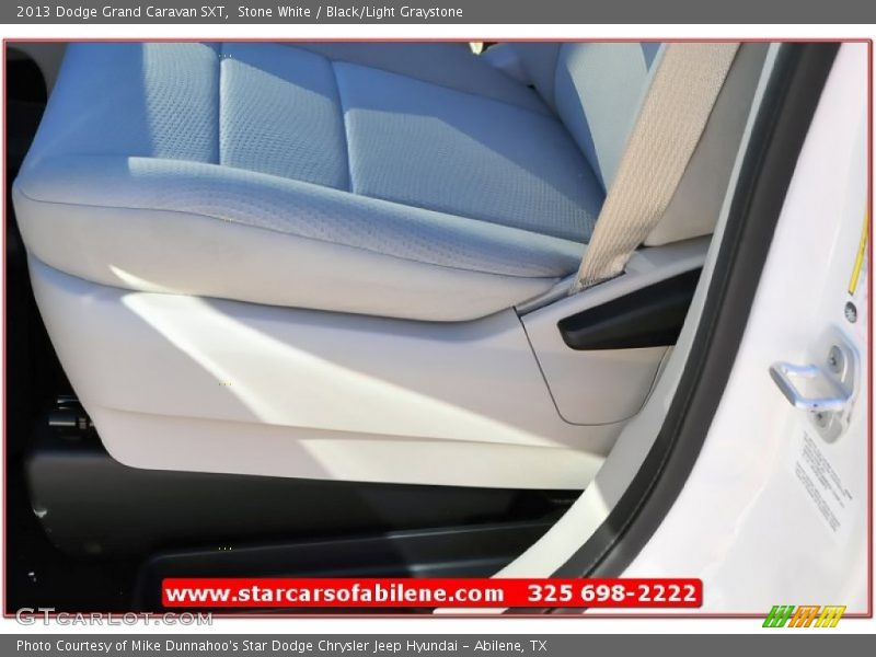 Stone White / Black/Light Graystone 2013 Dodge Grand Caravan SXT