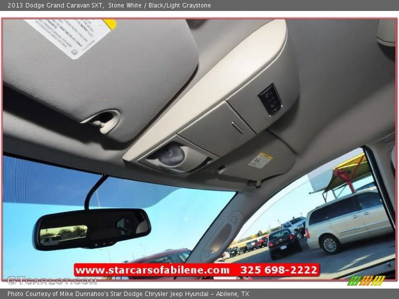 Stone White / Black/Light Graystone 2013 Dodge Grand Caravan SXT
