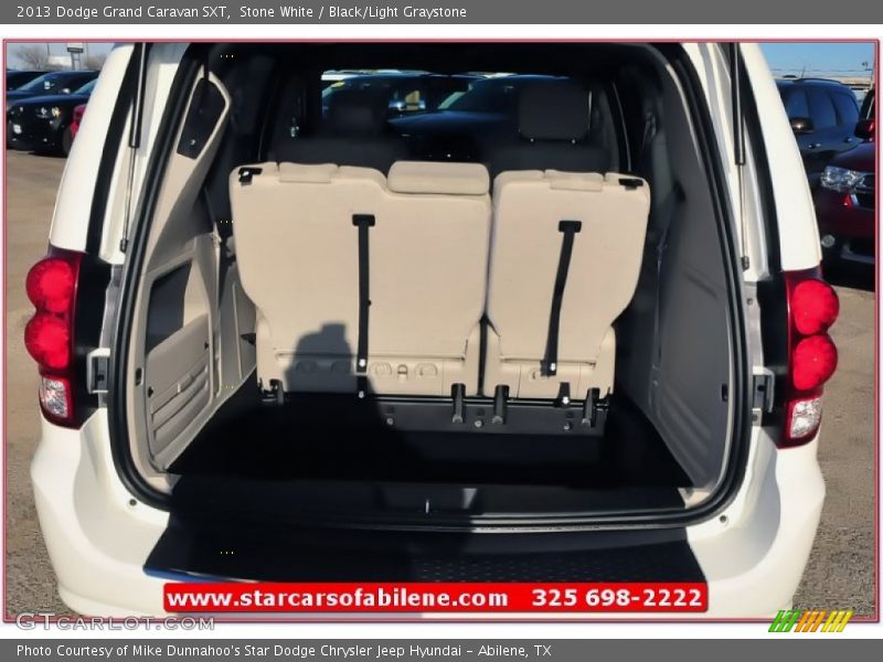 Stone White / Black/Light Graystone 2013 Dodge Grand Caravan SXT