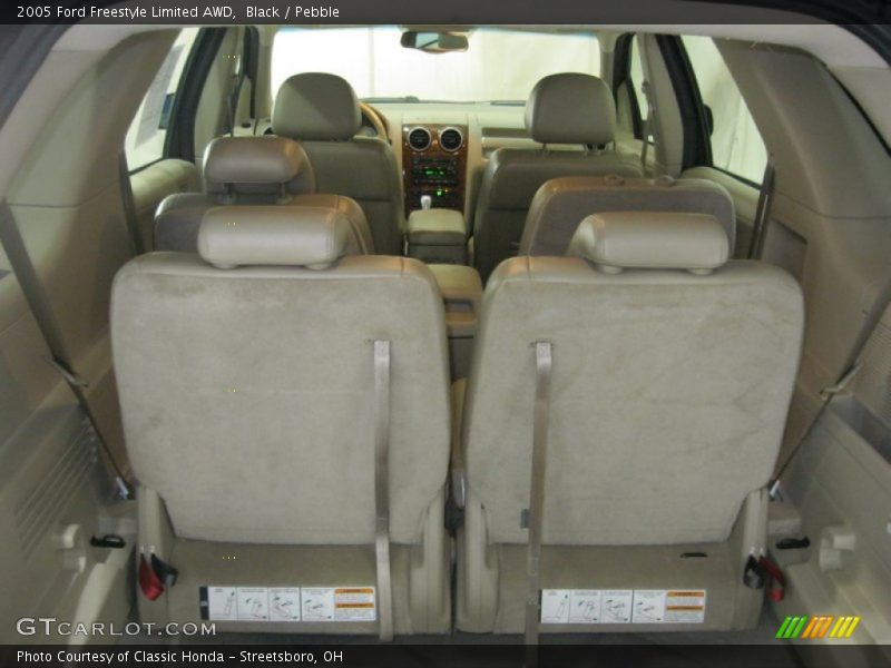 Black / Pebble 2005 Ford Freestyle Limited AWD