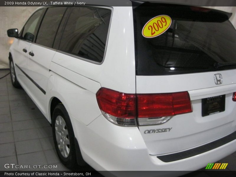 Taffeta White / Ivory 2009 Honda Odyssey LX