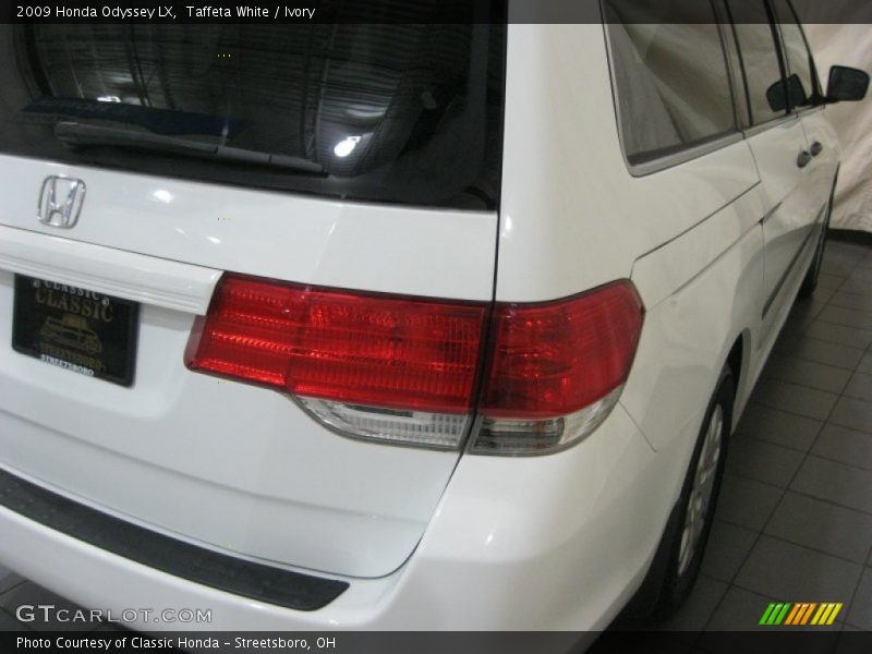 Taffeta White / Ivory 2009 Honda Odyssey LX