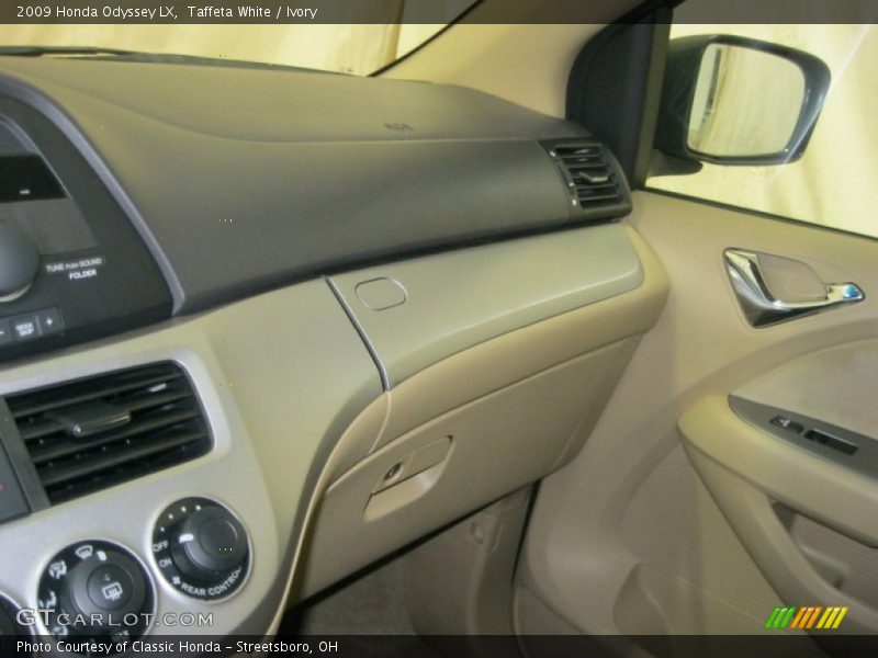 Taffeta White / Ivory 2009 Honda Odyssey LX