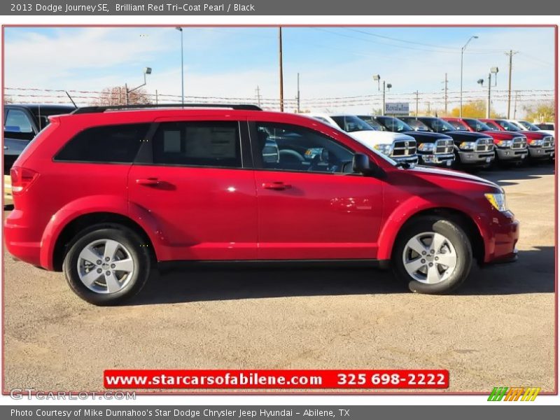 Brilliant Red Tri-Coat Pearl / Black 2013 Dodge Journey SE
