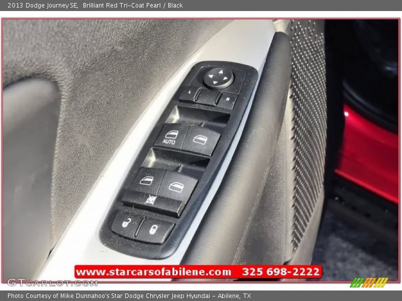 Brilliant Red Tri-Coat Pearl / Black 2013 Dodge Journey SE