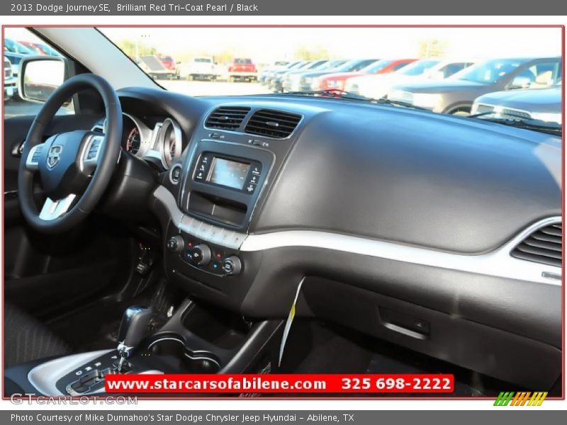 Brilliant Red Tri-Coat Pearl / Black 2013 Dodge Journey SE