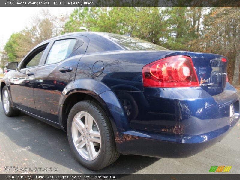 True Blue Pearl / Black 2013 Dodge Avenger SXT
