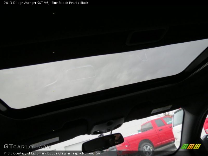 Blue Streak Pearl / Black 2013 Dodge Avenger SXT V6