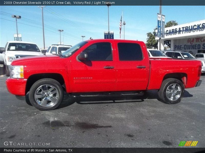 Victory Red / Light Titanium 2009 Chevrolet Silverado 1500 LT Crew Cab