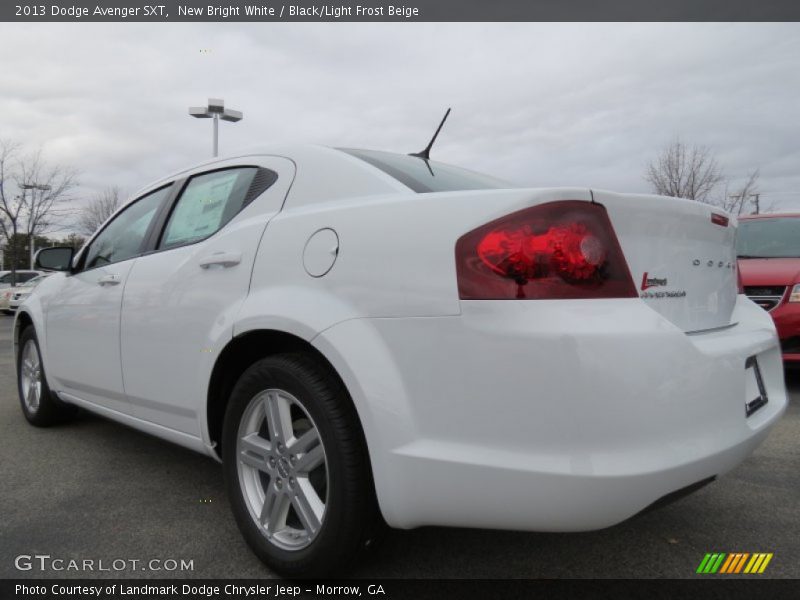 New Bright White / Black/Light Frost Beige 2013 Dodge Avenger SXT