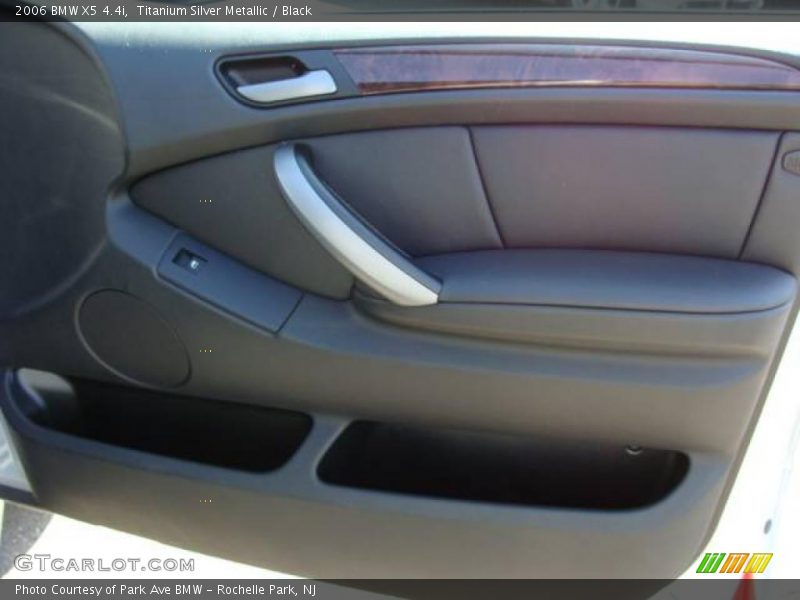 Titanium Silver Metallic / Black 2006 BMW X5 4.4i