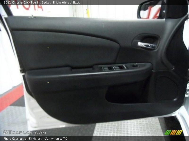 Bright White / Black 2012 Chrysler 200 Touring Sedan