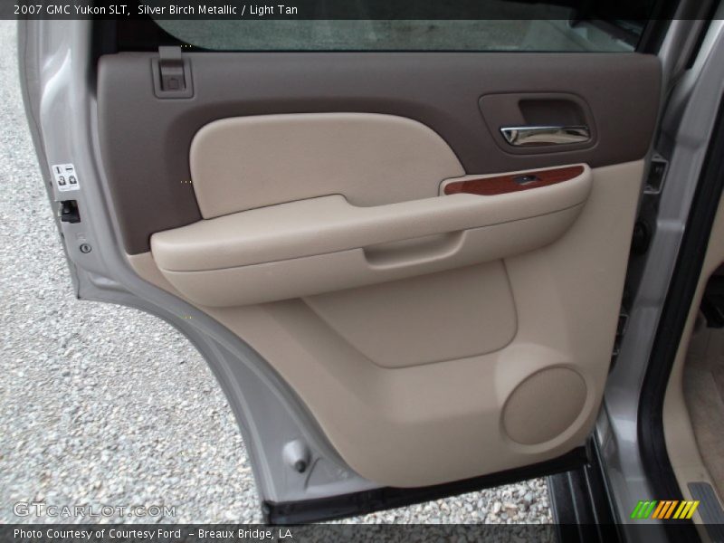Silver Birch Metallic / Light Tan 2007 GMC Yukon SLT