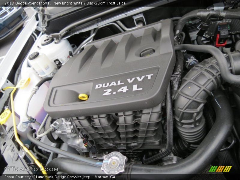 New Bright White / Black/Light Frost Beige 2013 Dodge Avenger SXT