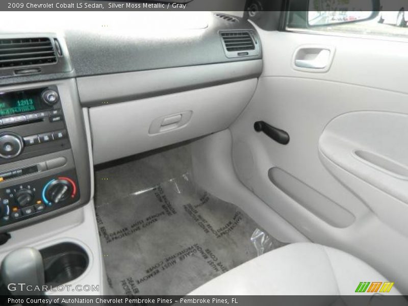 Silver Moss Metallic / Gray 2009 Chevrolet Cobalt LS Sedan