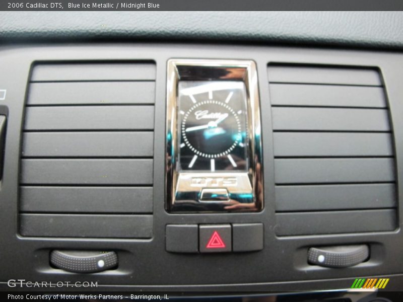 Blue Ice Metallic / Midnight Blue 2006 Cadillac DTS