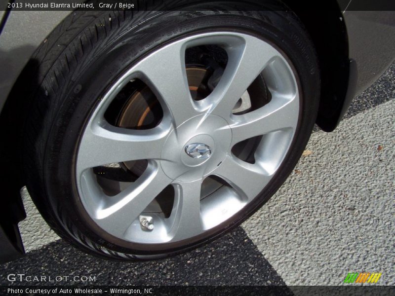 Gray / Beige 2013 Hyundai Elantra Limited